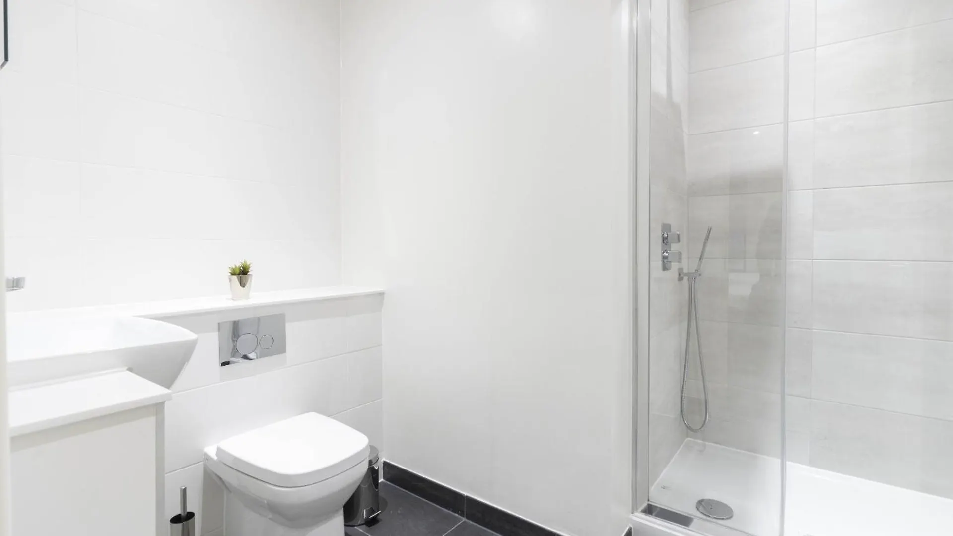 Ferienwohnung Linacre 1&2 - One And Two Bed Flat Behind The Cathedral With Free Parking And Fast Wifi Exeter Großbritannien